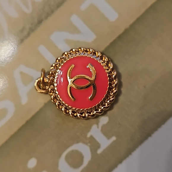 Winner's Choice - 1 !! Authentic Luxury zipper pull charms /pendant charms - Picture 2 of 9